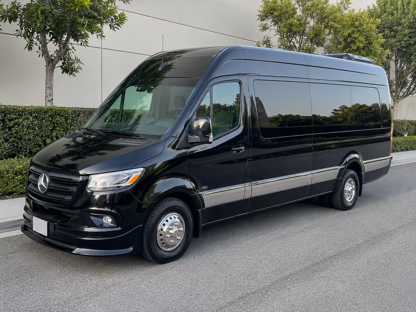 arrange transportation for your next airport transfer 1