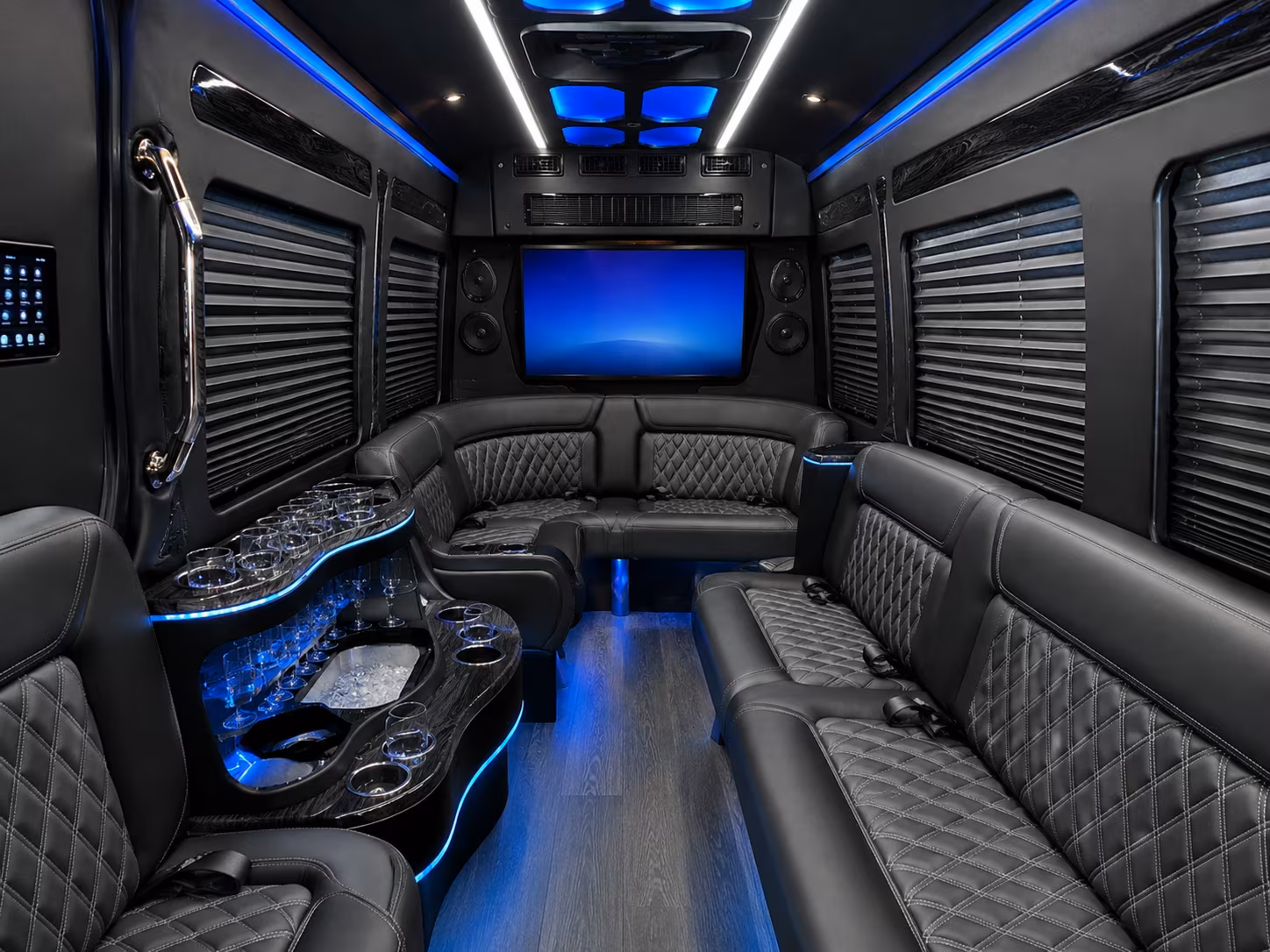arrange transportation for your next corporate event 2