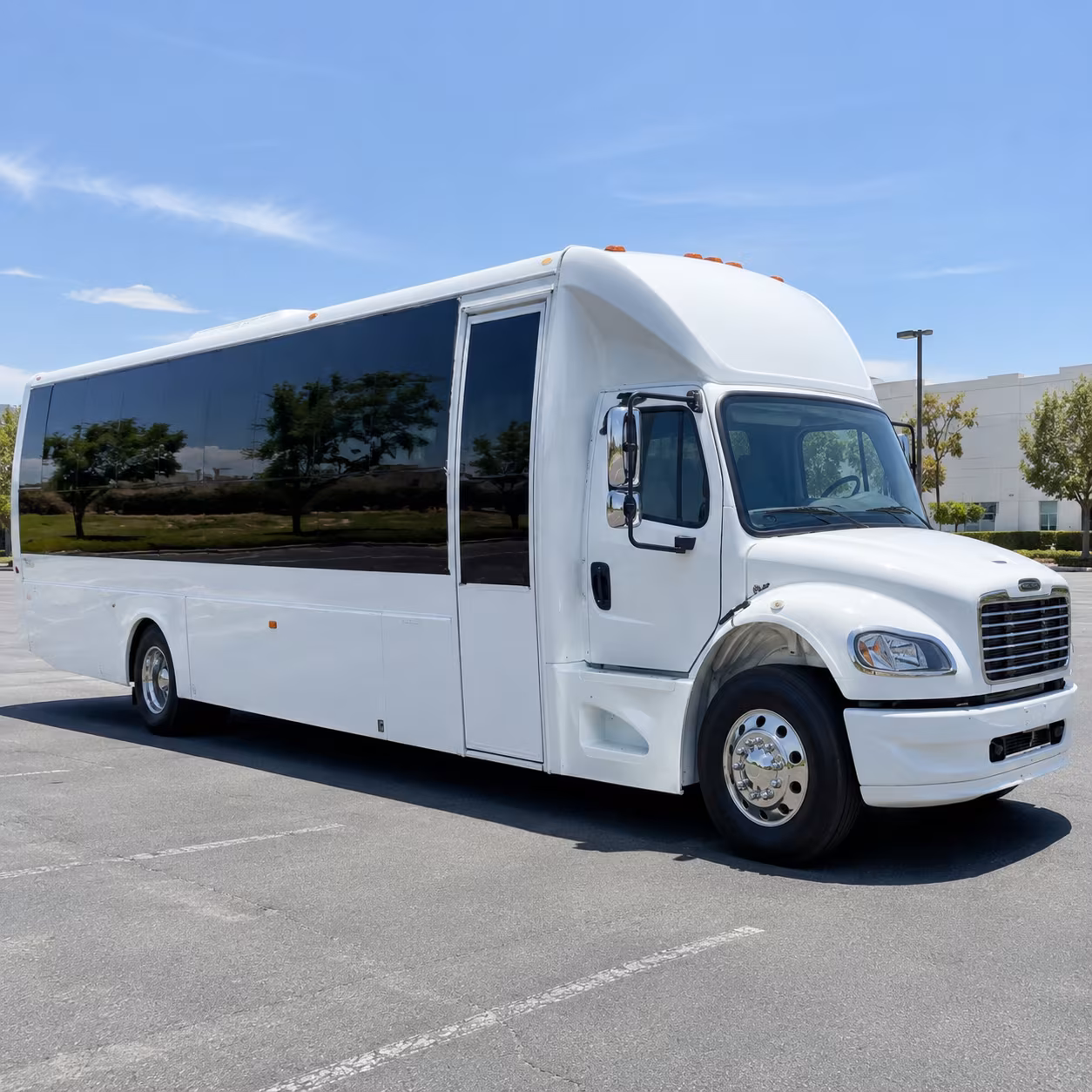 buses for large convention groups arriving at phoenix mesa gateway airport