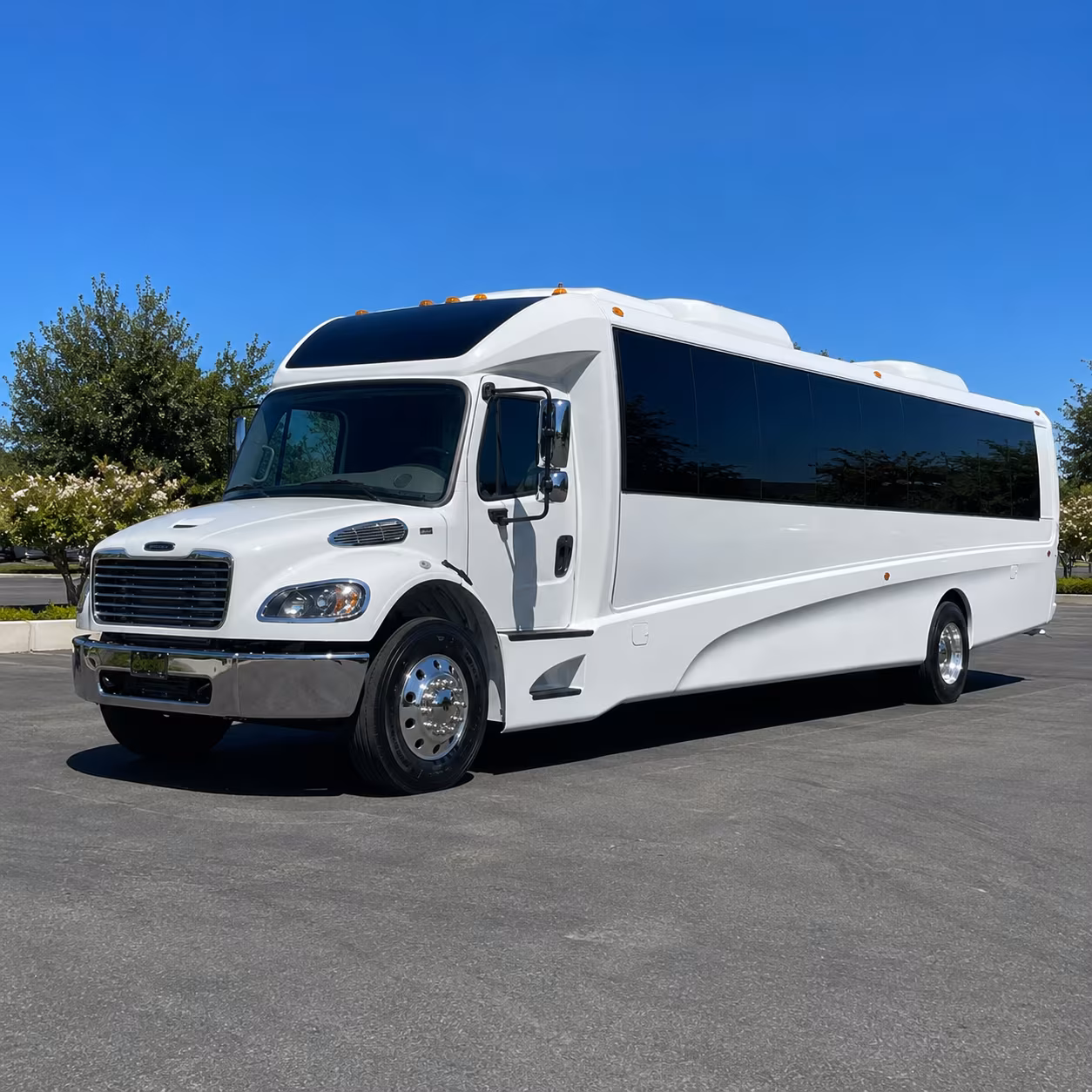 gilbert 18 passenger minibus
